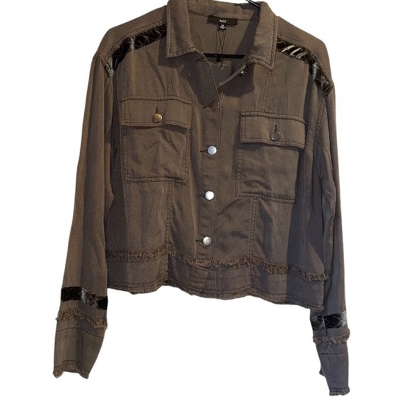 Fate green jacket olive Women's Brown Jacket medium NEW lightweight - Picture 1 of 5